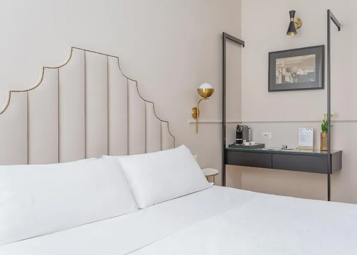 Daplace - La Mongolfiera In Navona 4*